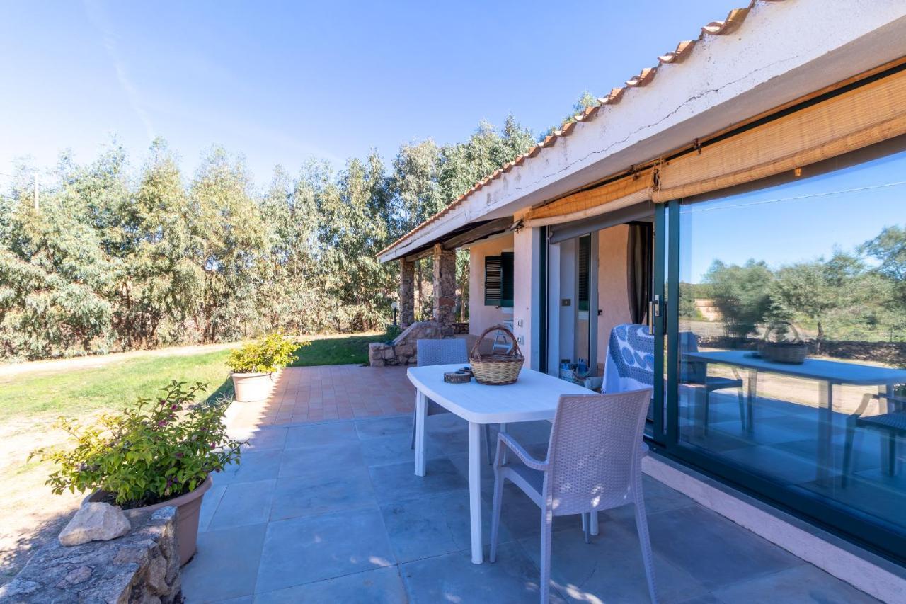 Statzu Butzu Villa Costa Paradiso Exterior photo